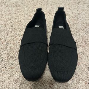 Women’s black Steven flats
